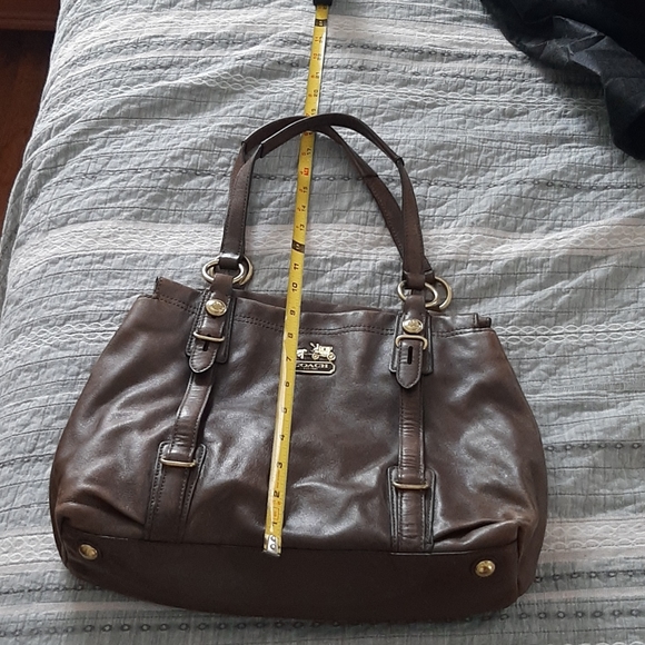 Coach Bag - Picture 2 of 7